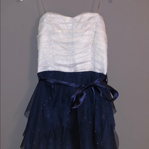 Blue homecoming dress - Picture 1 of 6